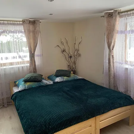 Δωμάτια σε οικογενειακή κατοικία Wczasy U Helenki